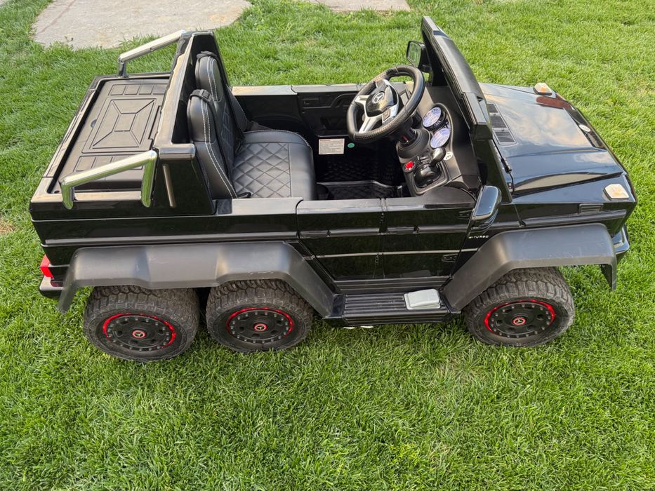 Акумулаторен джип 6x6 Мерцедес с две батерии