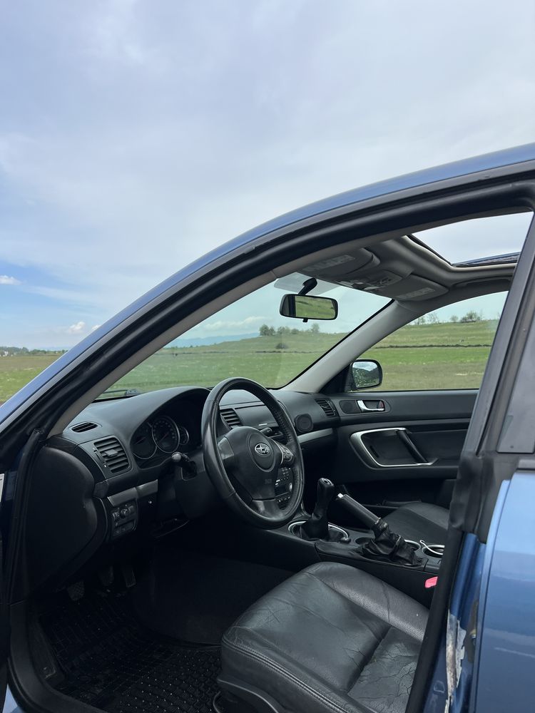 Vand/Schimb Subaru Legacy 2007 2.0 benzina 165cp