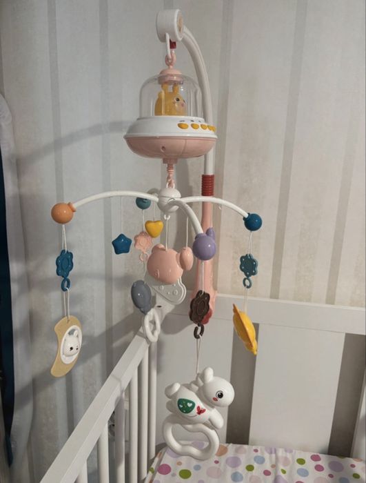 Carusel muzical bebelui LittleDomi