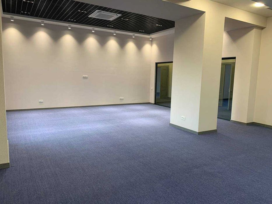 [КМ] офис в центре 693 м2