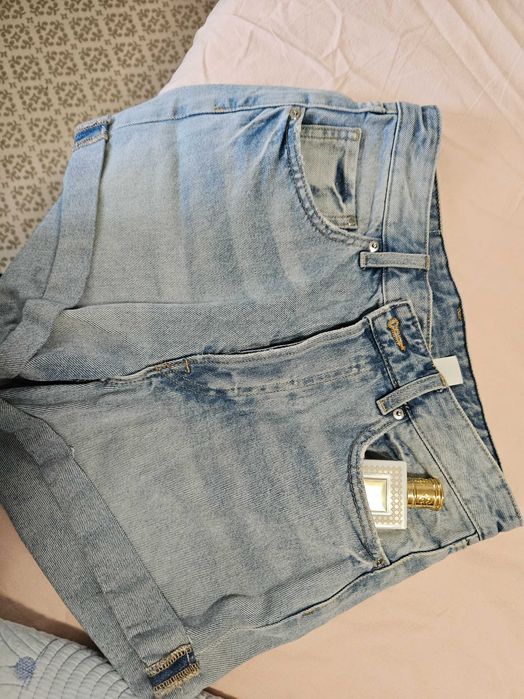 Дънкови къси панталони H&M