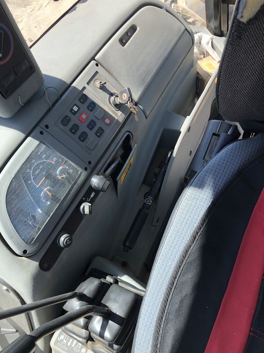 Inchiriere Buldoexcavator Cu Picon Foreza Buldo-excavato De Inchiriat