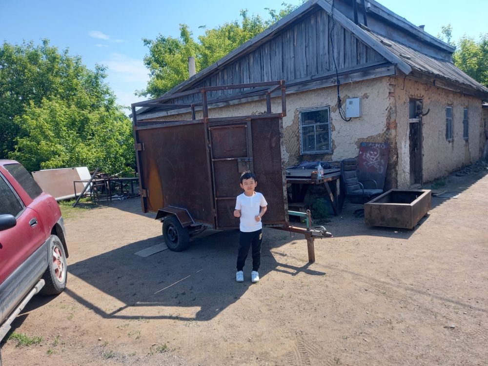 Коневозка прицеп