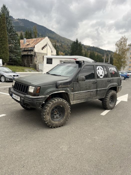 Vand schimb jeep grand cheroke  2.5 disel (inscris )!