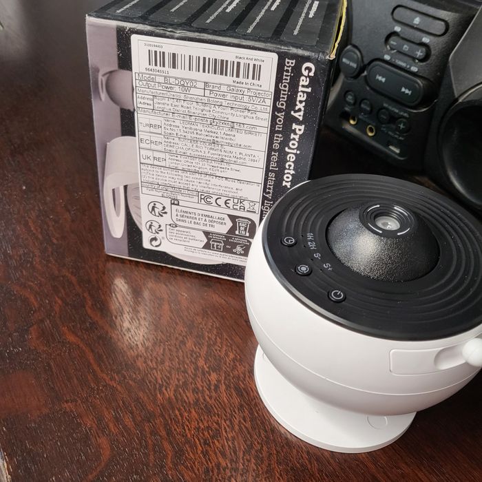 Galaxy проектор въртящ с 12 карти на Космоса