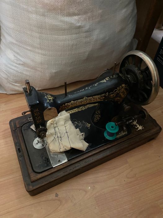 Шевна машина Singer с капак