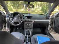 Autoturism Opel Astra H + GPL