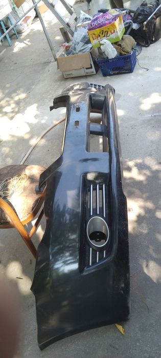 Бампер передний Subaru Legasy BL5