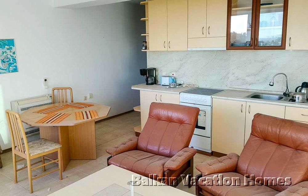 Двустаен апартамент с морска гледка в покрайнините на Балчик