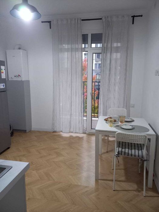 СДАЁТСЯ Аренда 
ЖК «NRG Mirzo Ulugbek»
1/2/10
Площадь: 42 м²