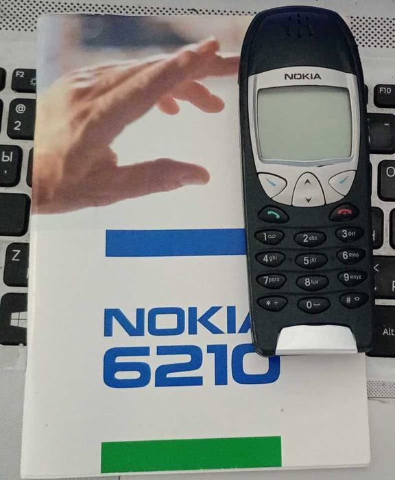 Vand Nokia 6210 - ca Nou !!