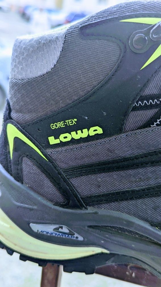 Preț fix,Ghete Lowa Gore-tex Nr38 Int24,5cm nu Salomon