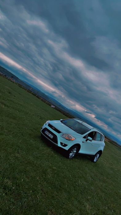 Vând ford kuga an fabricație 2009