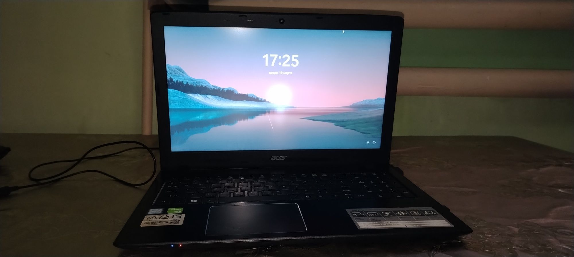 Noutbuk sotiladi srochna pul zarur