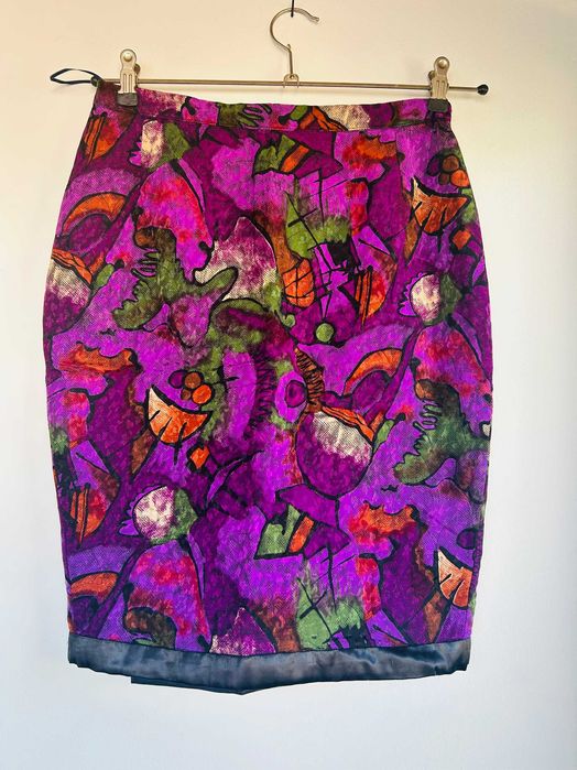 Елегантни поли-ежедневни и делови.