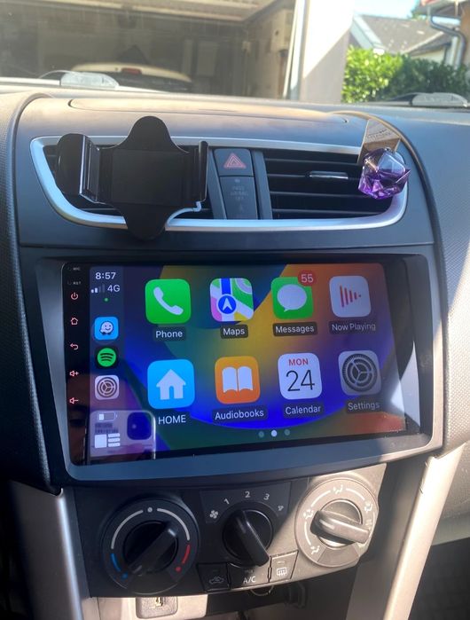 Navigatie android Suzuki Swift Waze YouTube GPS USB