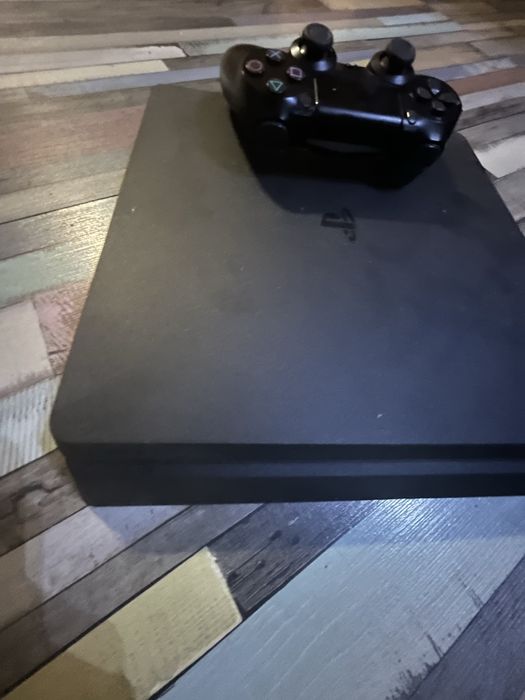 Playstation 4 Slim