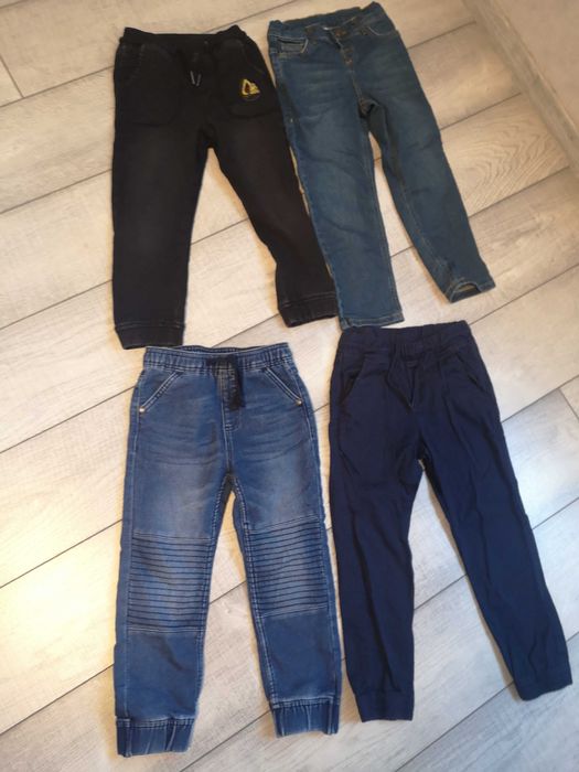 Дрехи за момче 110/116