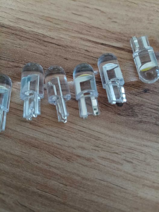 Led крушки за автомобил модел T10, 12 V