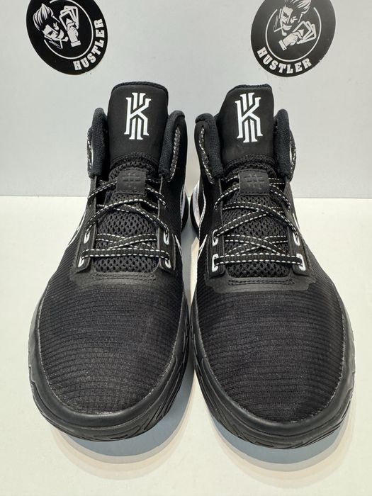 Маратонки NIKE KYRIE FLYTRAP .Номер 43