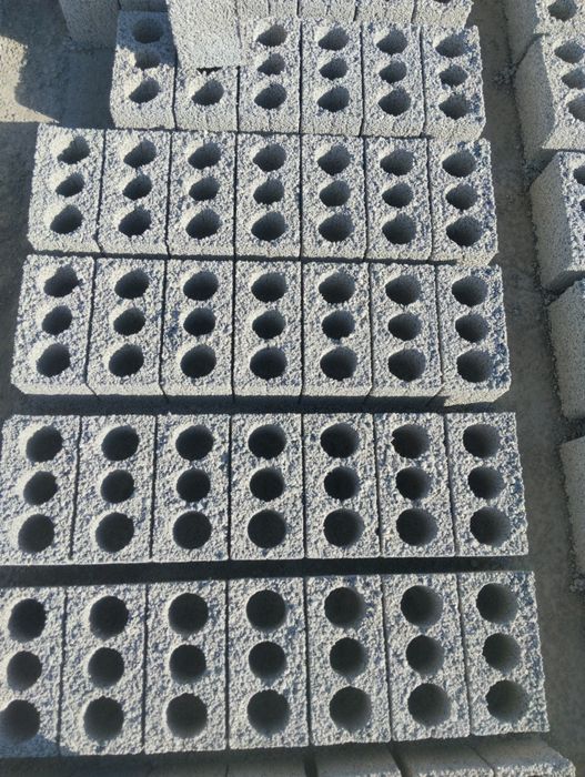 Шлакаблок бор сифат ало 1600Сум