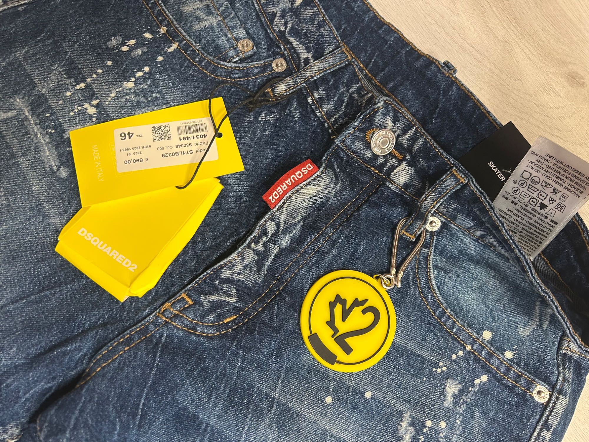 Blugi scurți Dsquared 2 albaștri new collection 2025