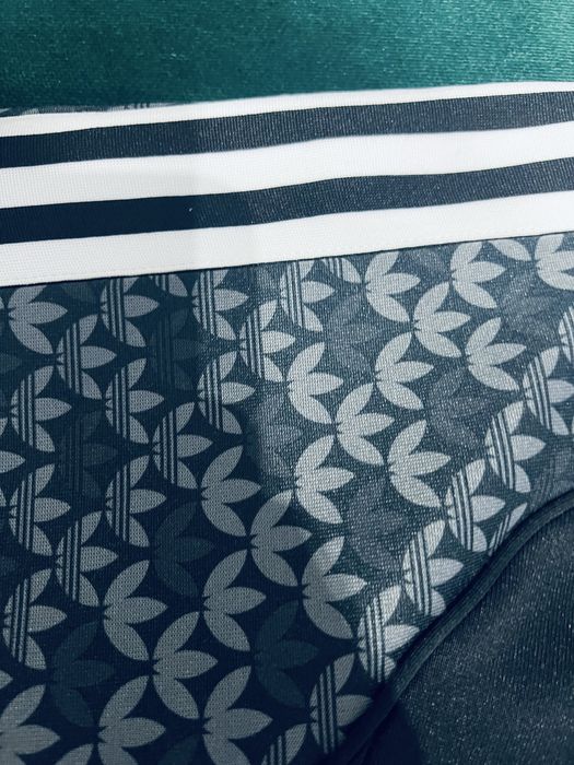 Trening Adidas original 100%