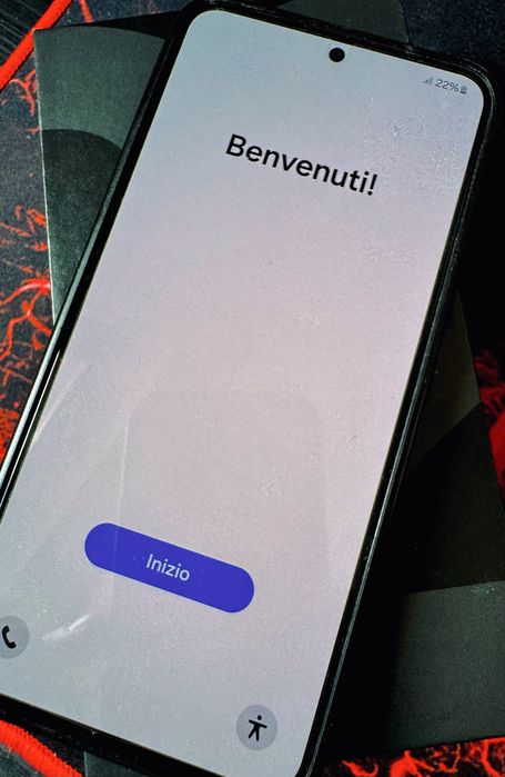 Samsung S22 - de vanzare