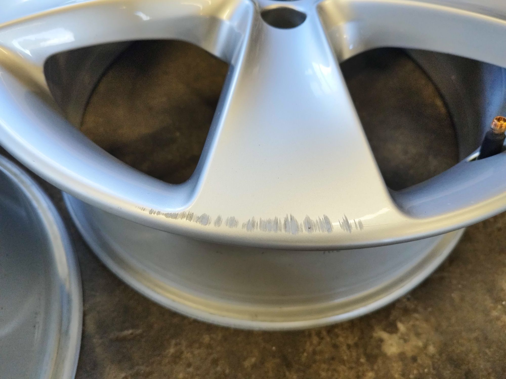 17" Volkswagen Passat Оригинални 5x112 Джанти
