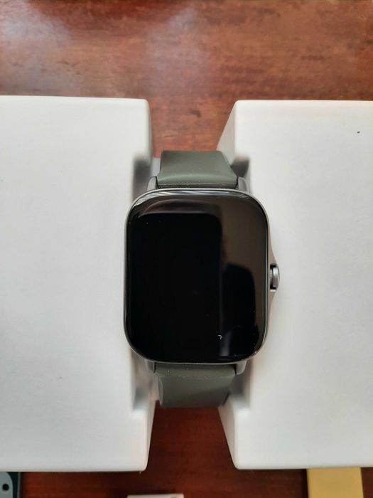 Продам смарт часы Amazfit GTS 2е