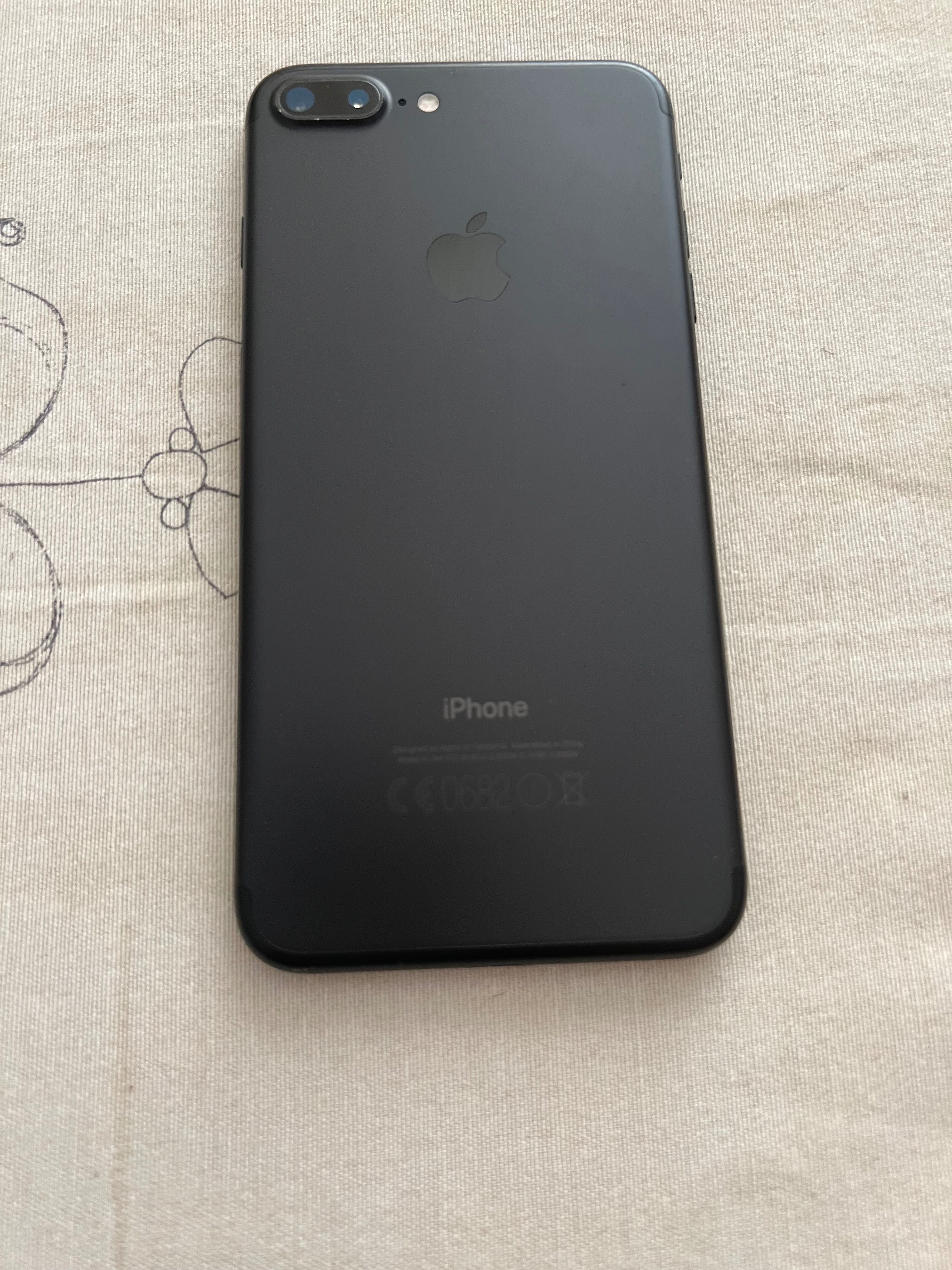 iPhone 7 Plus-128 GB,мод.А 1784,батерия 100%