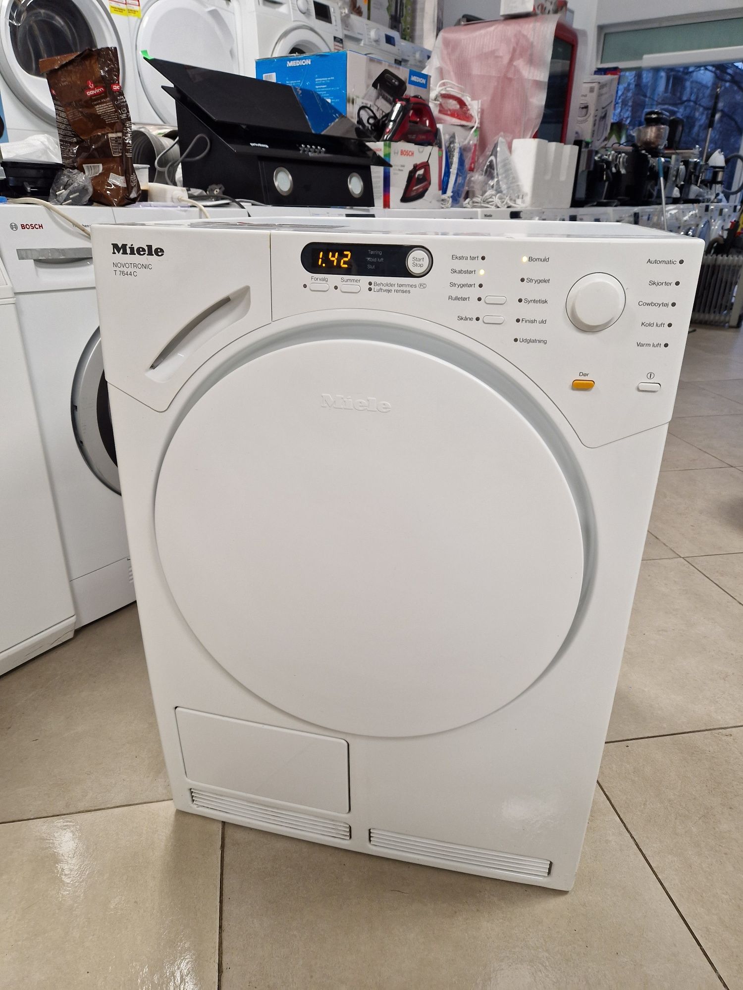 Сушилня MIELE T 7644C Пчелна пита