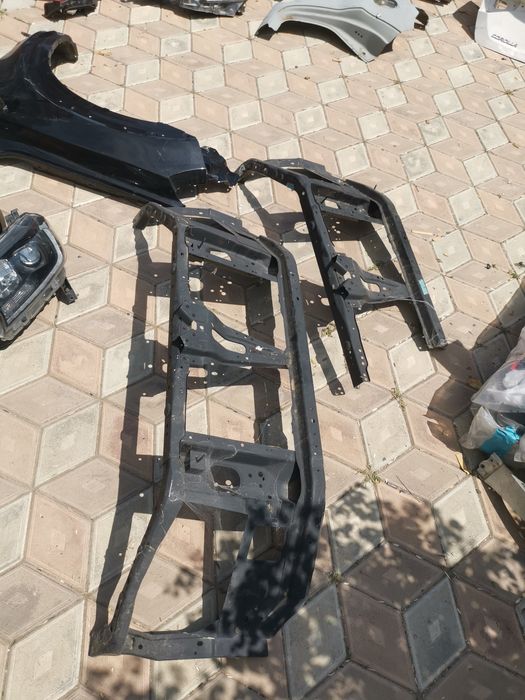 Far faruri aripa aripi stanga dreapta capota trager ford ranger raptor