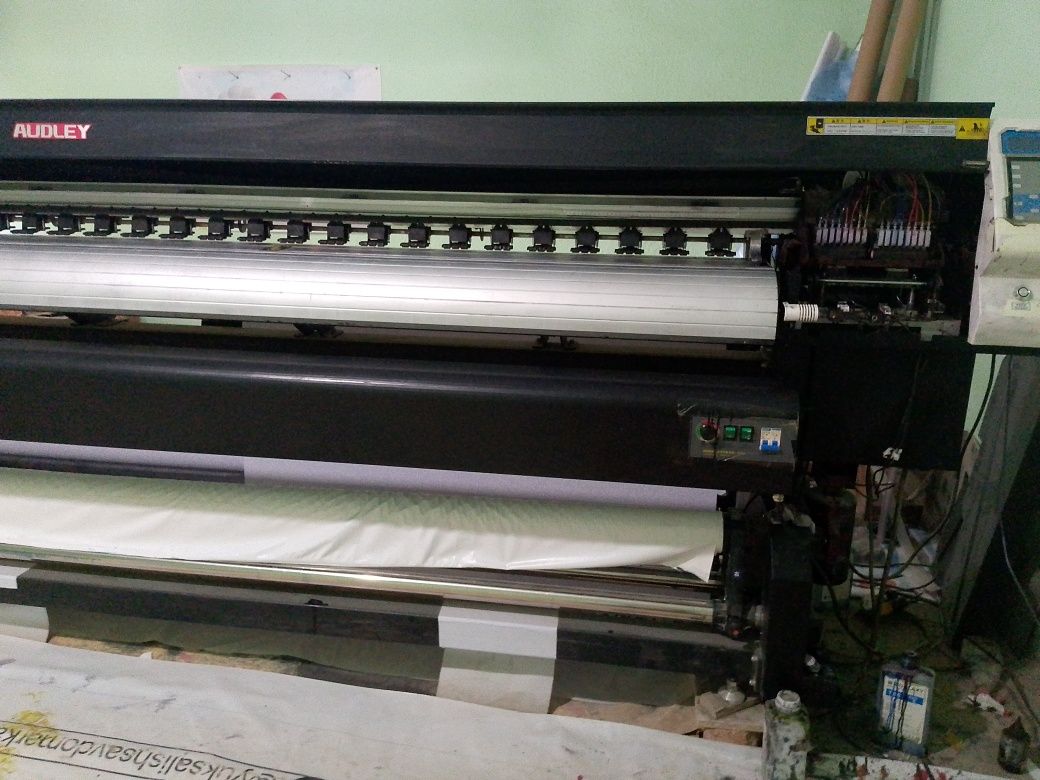 Shirokoformatniy printer eco solvent dx5 3.2m