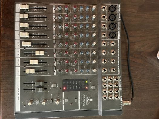 Mixer Behringer Eurorack MX 1602