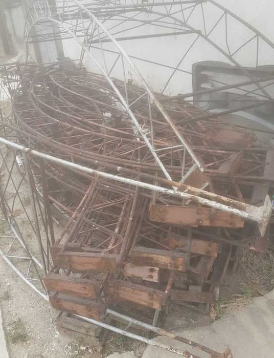 Ферми (дъги) за асеновградски оранжерии, ф18 плътно желязо, 7м ширина.