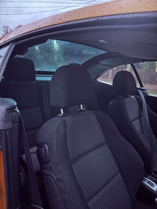 Peugeot 307 CC 2.0 HDi 136CP – 2008