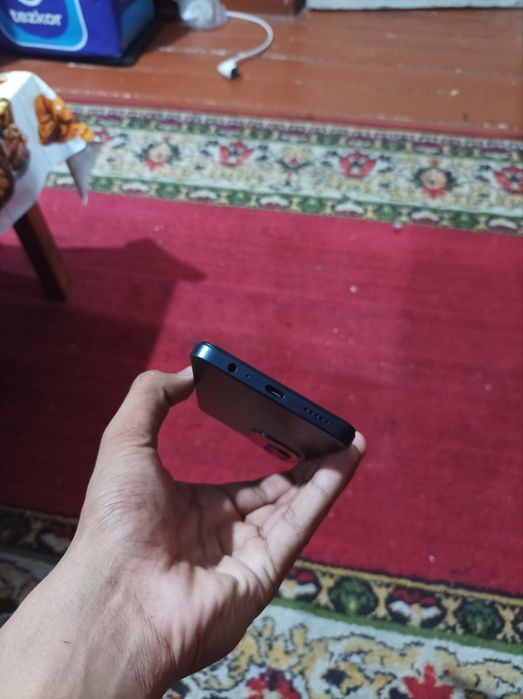 VIVO Y19s yaxshi xolatdagi telfon