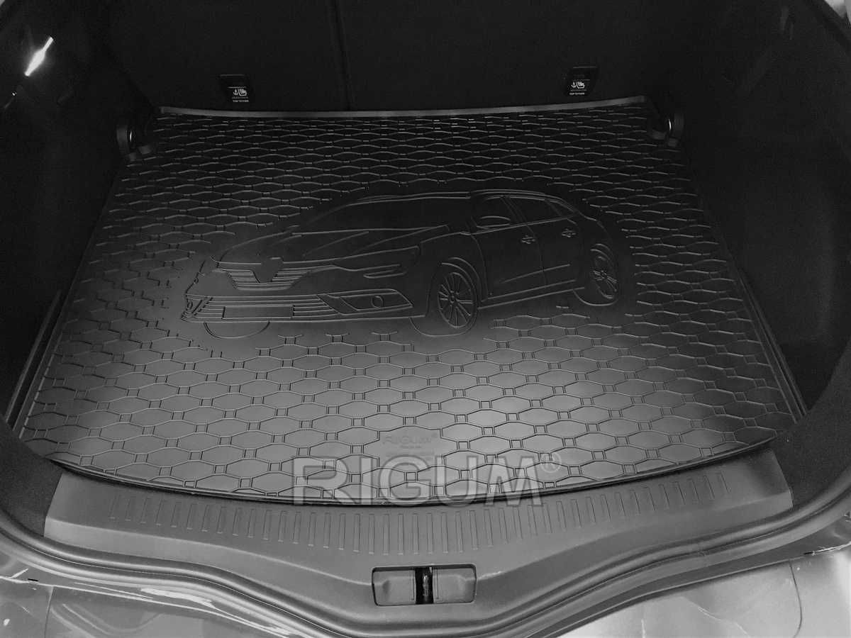 Гумени стелки и багажник RENAULT MEGANE IV след 2016 г.