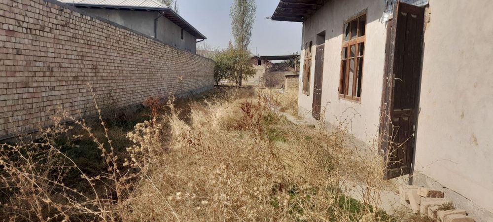 Yer sotiladi O’rtasaroy Navro’z mahallada 6-sotik