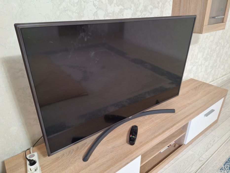 Продается бу LG 50" Телевизор на запчасти