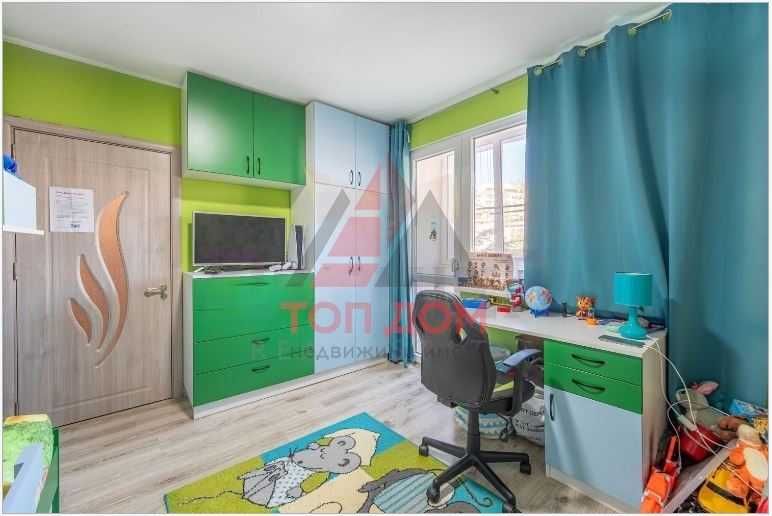 Продава се Тристаен апартамент в Варна, Чайка - 70 кв.м за 3143 €/кв.м - Снимка #2