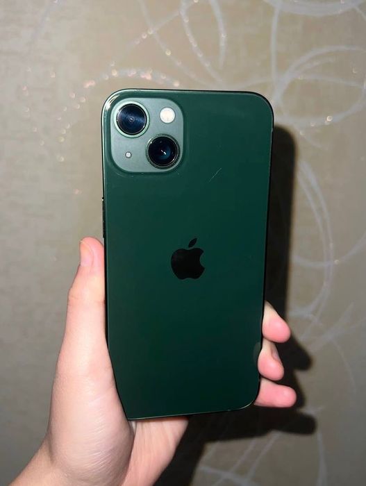 iPhone 13 green 128 GB