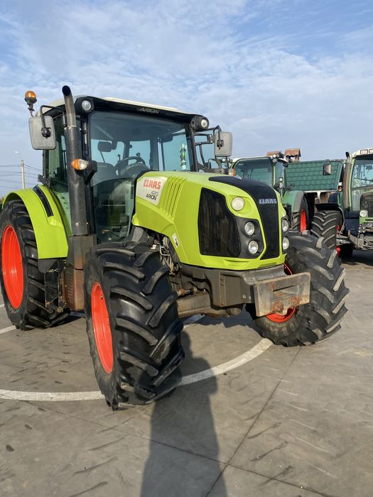 Tractor Claas Arion 420