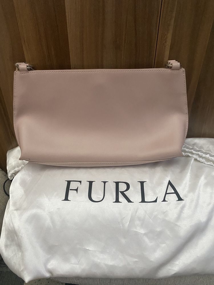 Дамска чанта FURLA