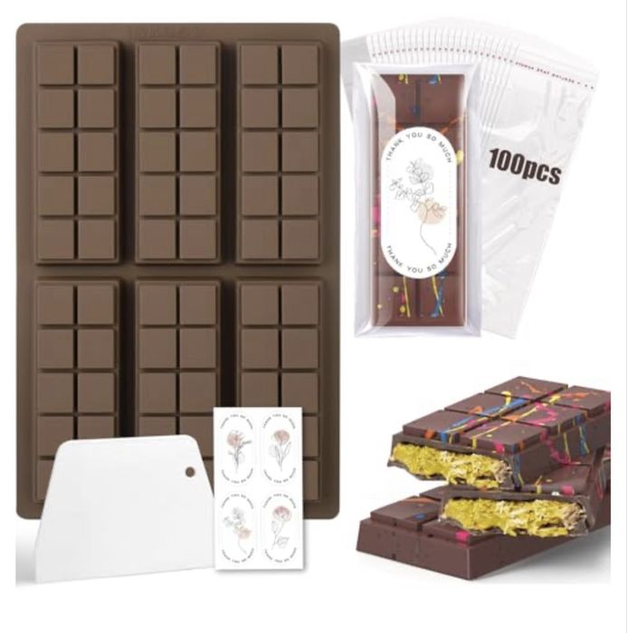 Formă de silicon pentru ciocolată - set complet cu accesorii