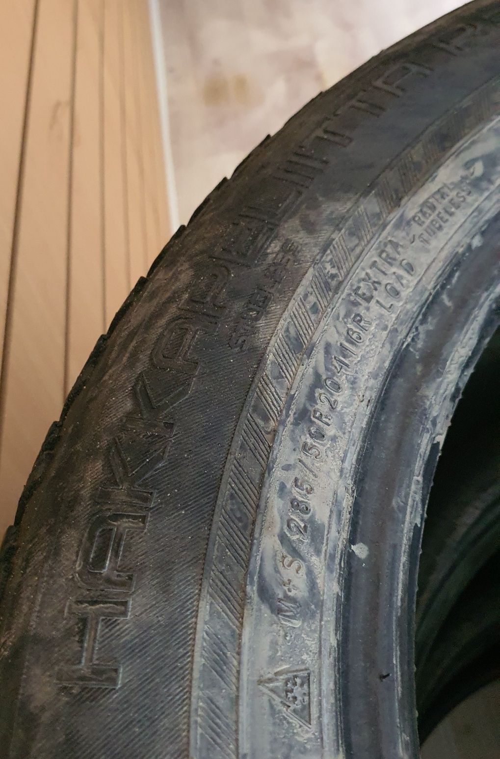 285/50 R20 Nokian Hakkapeliitta R3 SUV 3шт.