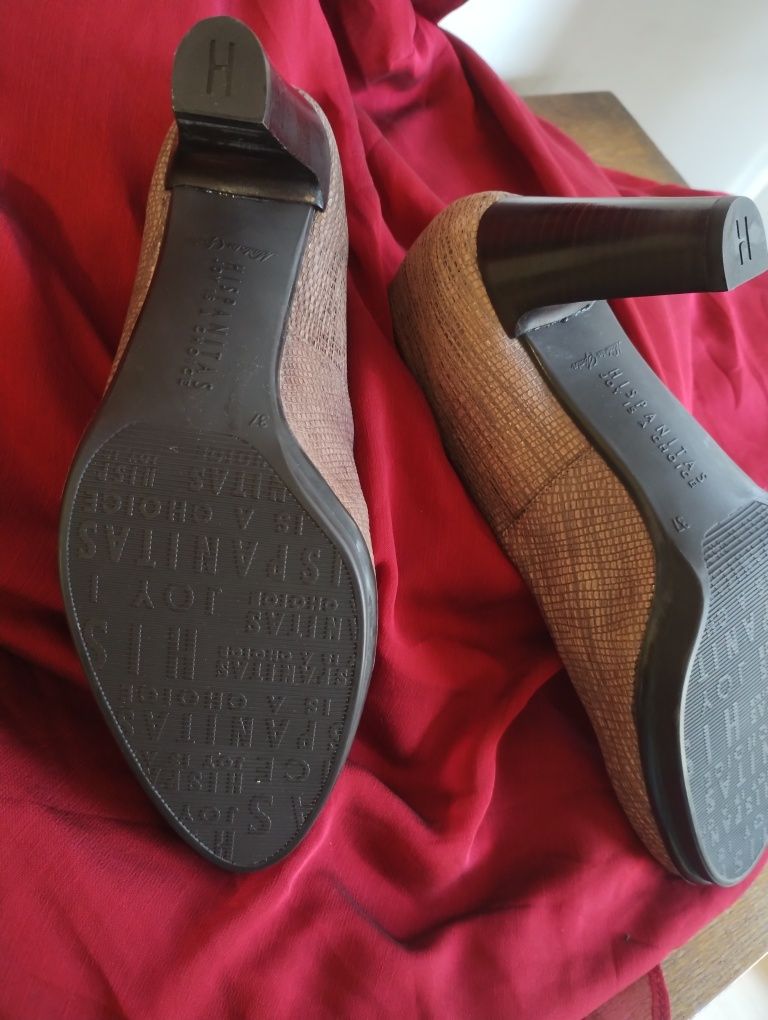 Нови, елегантни обувки Hispanitas 37 номер