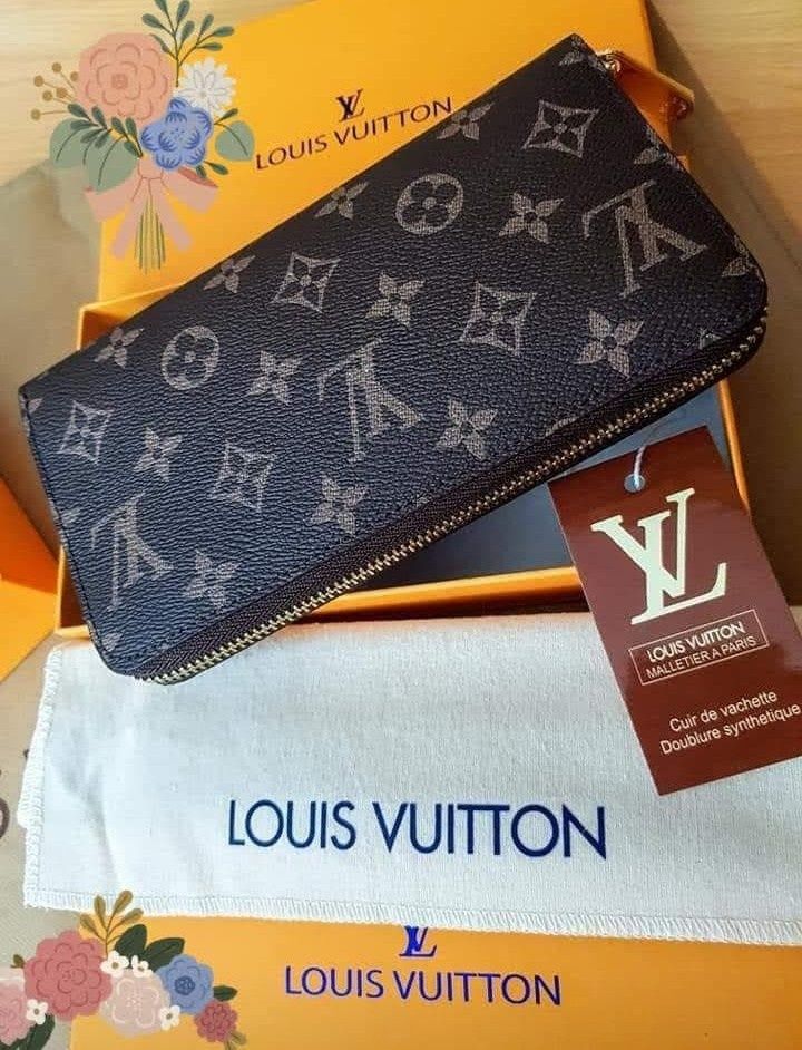 Portofel piele naturala Louis Vuitton,cutie,saculet, etichetă, card