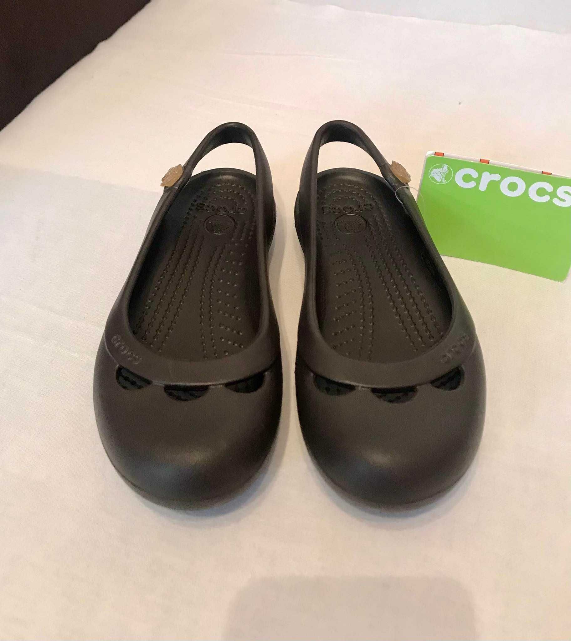 CROCS балеринки, сандали Нови! 33 номер